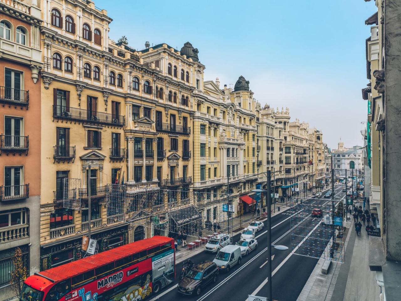 Iberostar Las Letras Gran Via Hotel Madrid Exterior photo